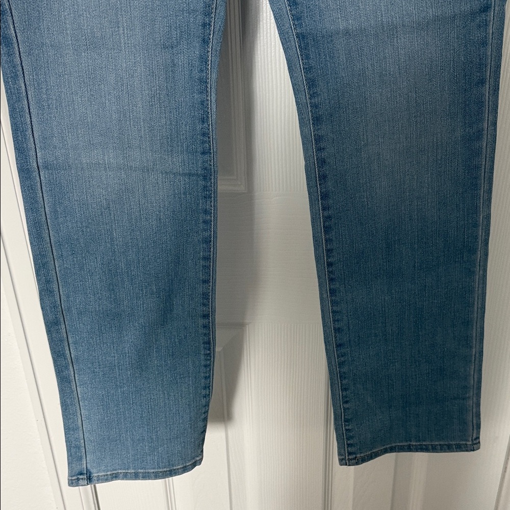 Levi Strauss Signature Gold Women’s Modern Straight Jeans 6 NWT - Picture 6 of 12